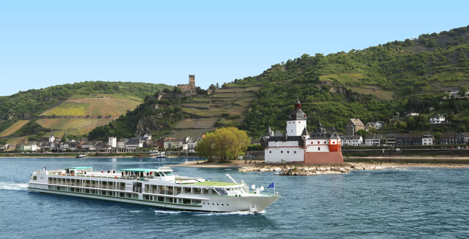 La majestueuse vallée du Rhin
