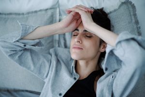 Charge mentale et sommeil : comment souffler et retrouver des nuits plus sereines ?